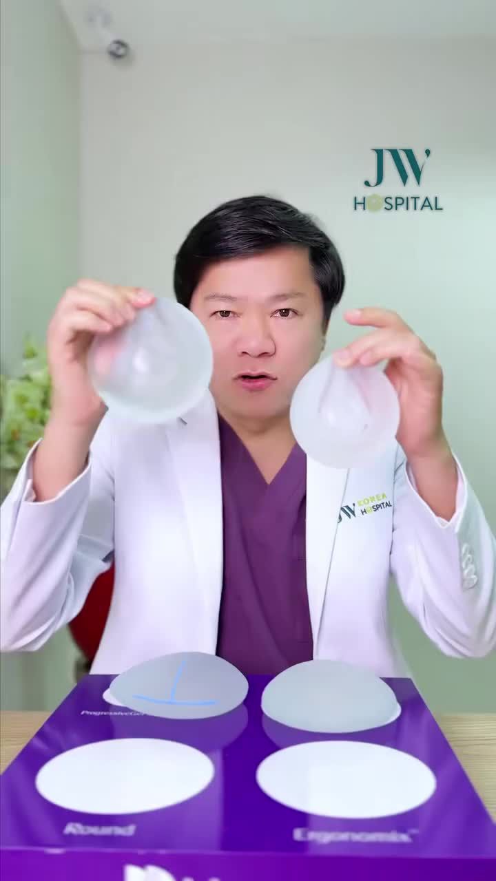 BẠN CHỌN ERGONOMIX 1 HAY ERGONOMIX 2? ĐỪNG QUYẾT ĐỊNH KHI CHƯA ĐƯỢC BÁC SĨ TÚ DUNG TƯ VẤN!