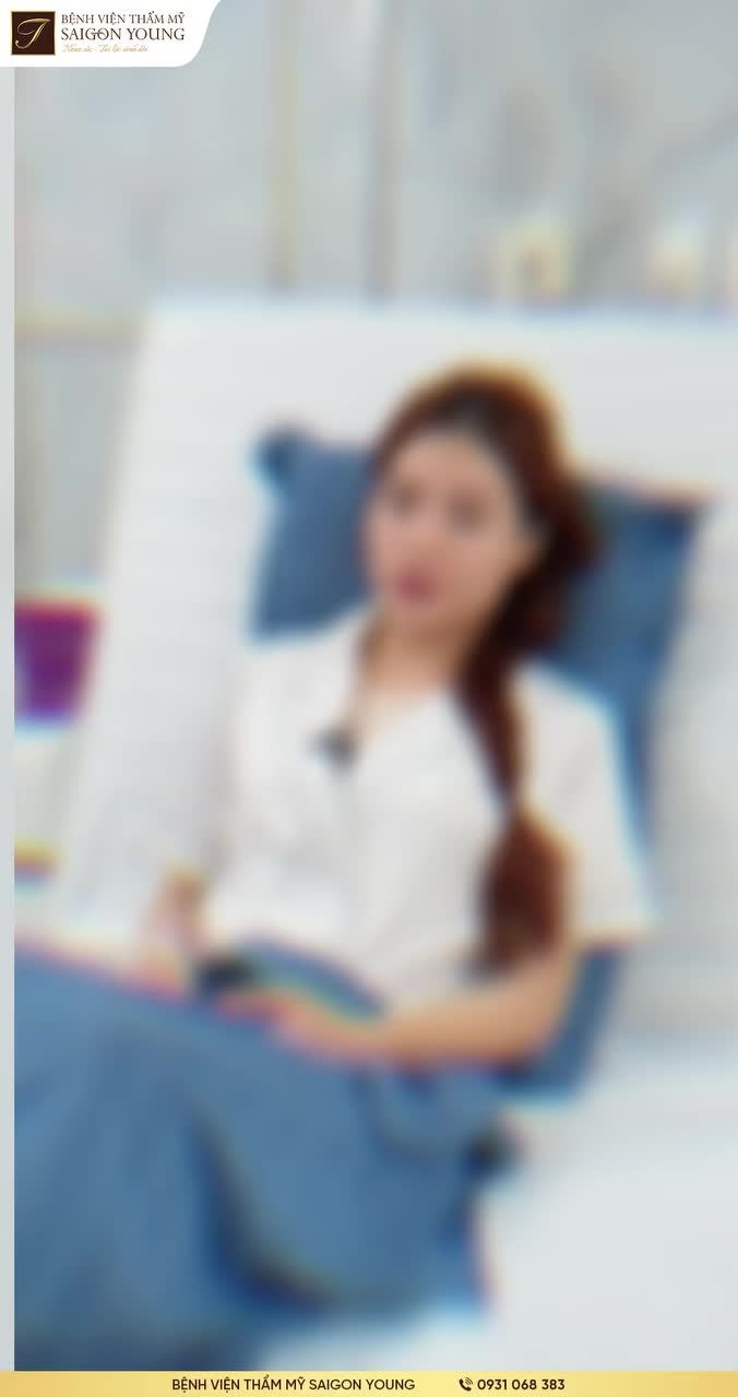Nàng khách của Saigon Young vừa trải qua 24h đầu tiên với diện mạo mới.