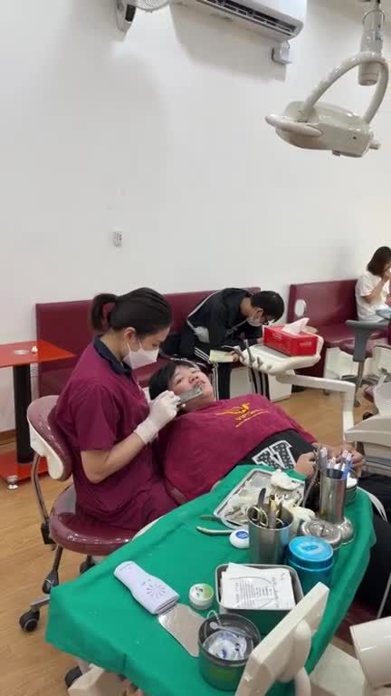 CA THÁO NIỀNG THỨ 2 TRONG NGÀY HÔM NAY TẠI NHA KHOA VIP DENTIST!