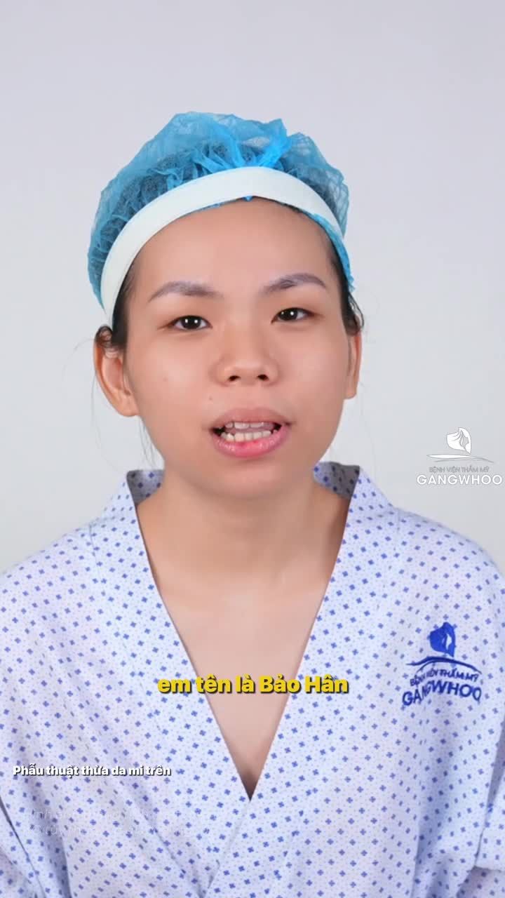 Tip chụp hình đẹp: sở hữu đôi mắt hai mí. Mắt to tròn, lung linh vẫn giữ được nét trong trẻo và hồn nhiên của độ tuổi 19.