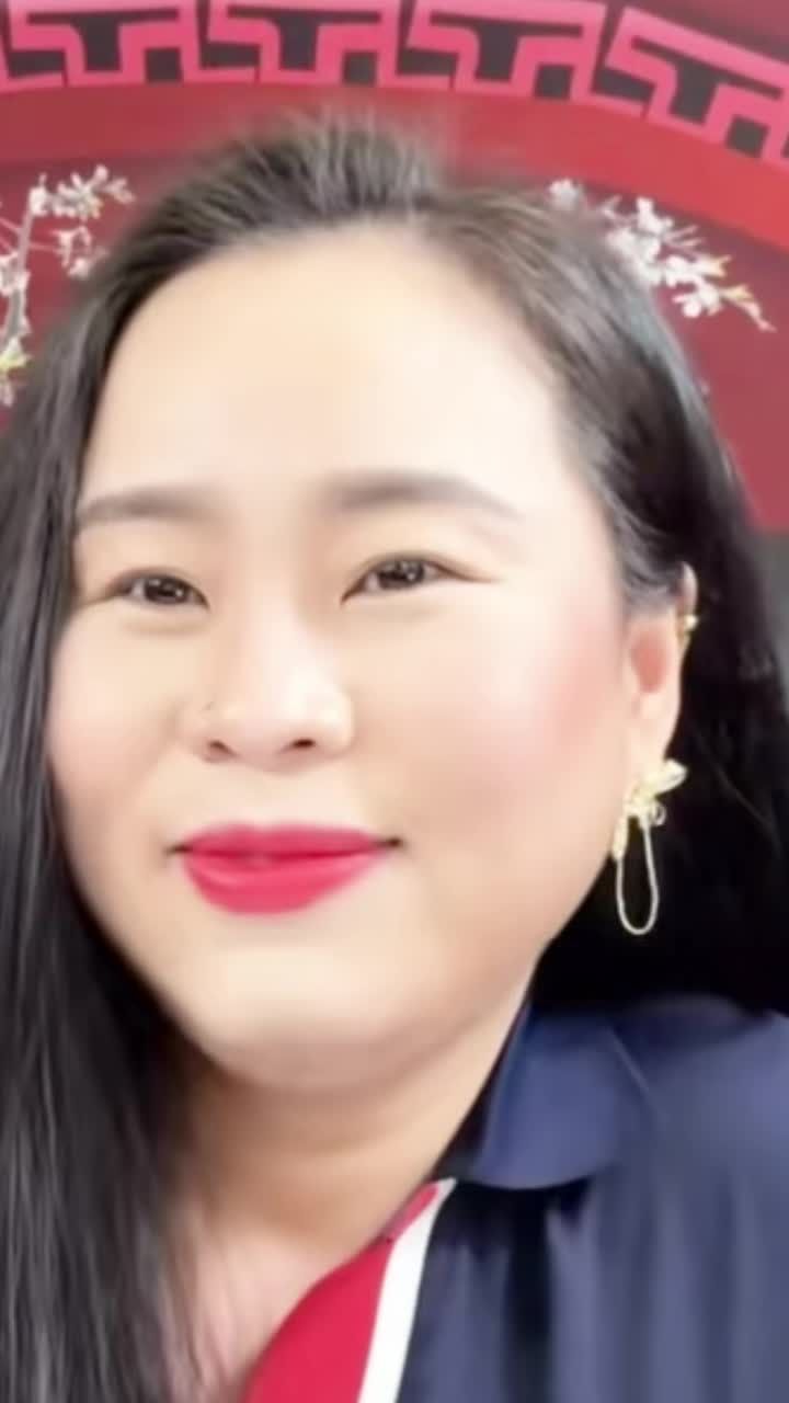 Khách không biết tên bác sĩ, chỉ biết dịch vụ "cô bé" bác sĩ ở Saigon Young làm rất ưng!