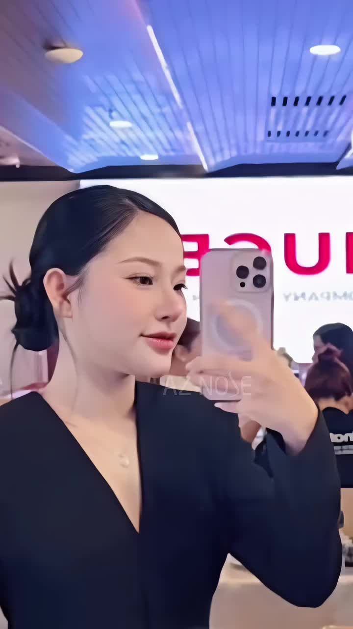 3 năm sau nâng mũi cấu trúc: Dáng mũi ổn định, tự nhiên và hài hòa với gương mặt. Cùng xem sự khác biệt của khách hàng nhé!