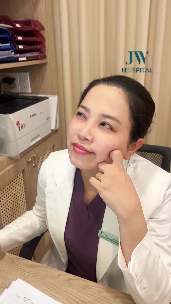 Cả nhà thấy Bác sĩ Đơn vị Chăm sóc da của JW giúp khách hàng có đủ tận tâm chưa
