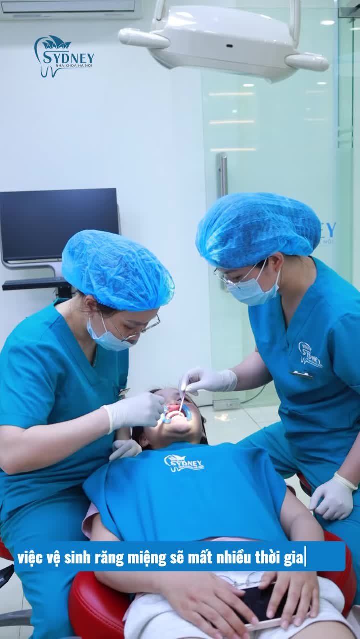 Máy tăm nước có thực sự hữu ích trong quá trình niềng răng?