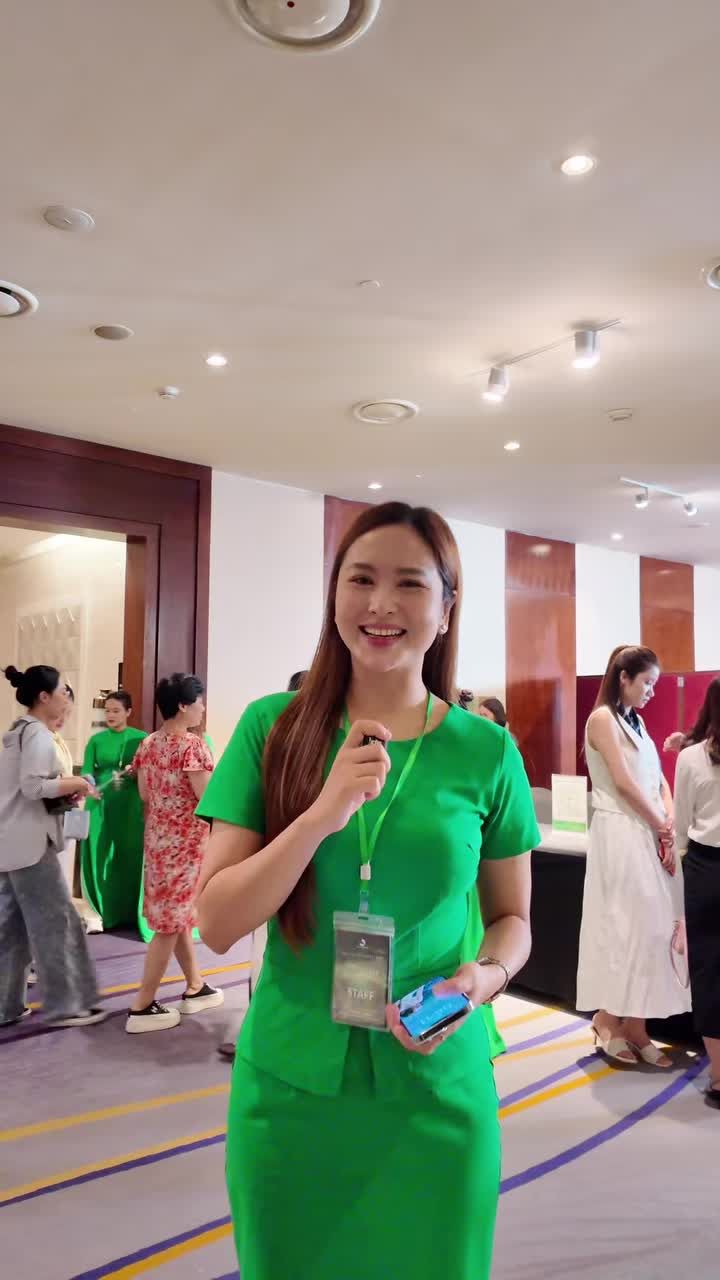 CẬP NHẬT KHÔNG KHÍ 8:00 SÁNG – ĐÓN KHÁCH ĐẦU TIÊN TẠI SIÊU SỰ KIỆN 30 NĂM!