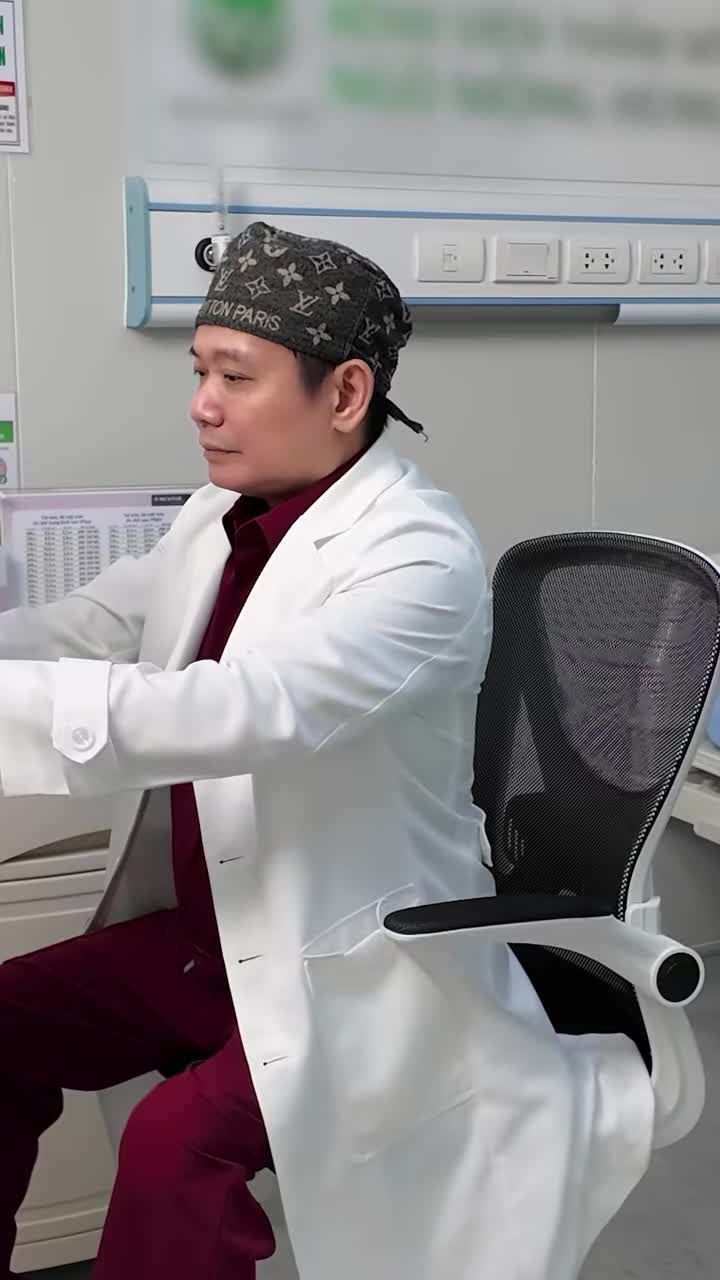 "Chồng cũ ngoại tình với bạn thân của mình." - Hành trình tìm lại sự tự tin khiến chị quyết định nâng cấp V1.