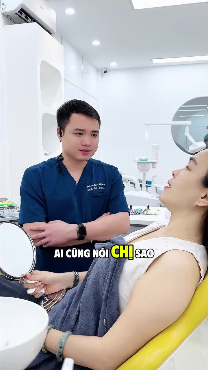 2 năm trước, chị Phương Thúy tìm đến Win Smile với mong muốn sở hữu một nụ cười tự tin bằng phương pháp thẩm mỹ răng sứ.