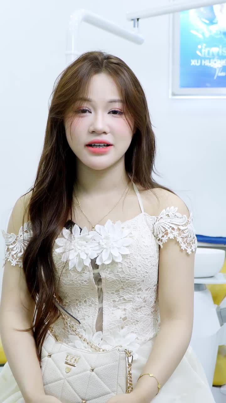 Niềng răng xong thay đổi nụ cười, thay đổi cả diện mạo là có thật luôn!!!