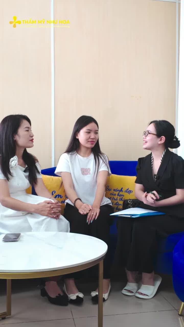 Xem hết video để có câu trả lời về sự khác biệt giữa nâng mũi cấu trúc và nâng thường