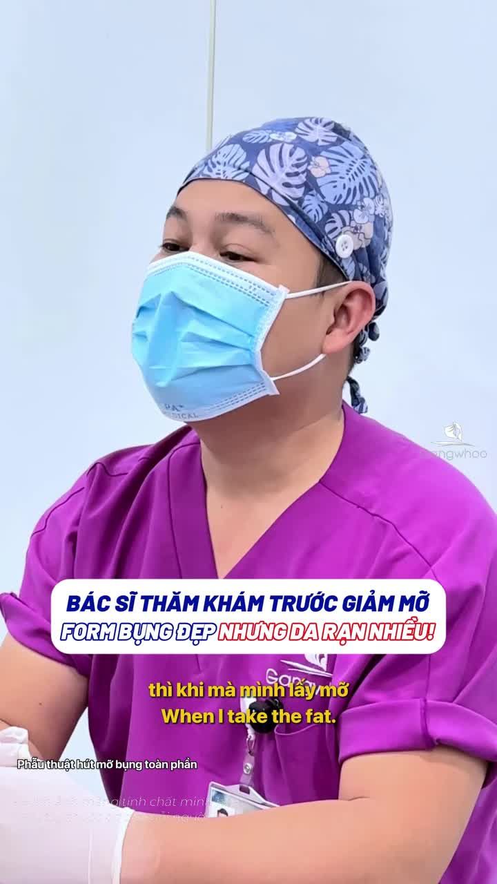 Bác sĩ thăm khám trước giảm mỡ là bước quan trọng trước mỗi ca phẫu thuật