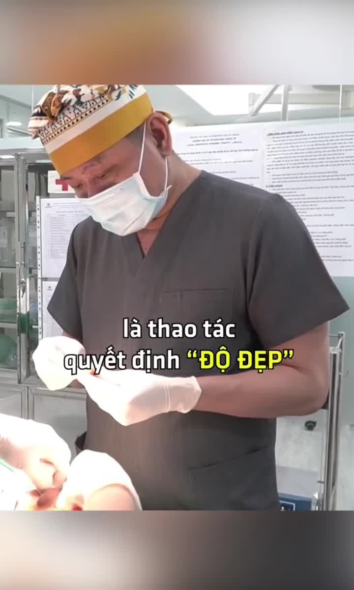 Cận cảnh Bs. Hùng tạo dáng cho vật liệu - bước quan trọng quyết định dáng mũi đẹp cho khách hàng!