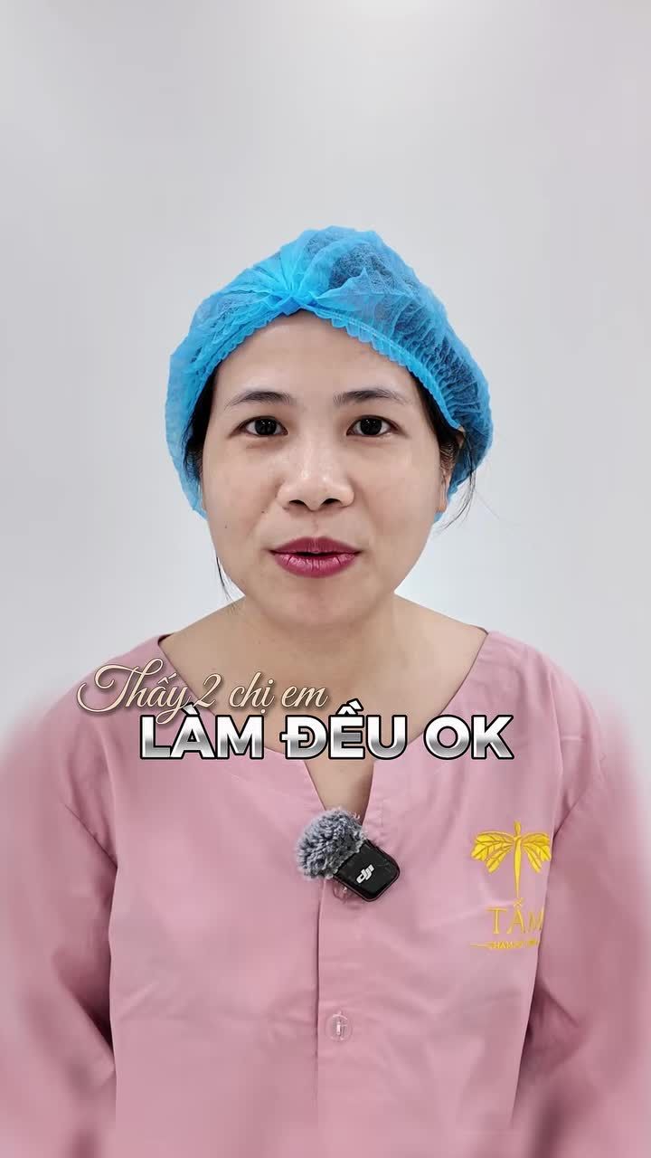 Nhìn đôi mắt quá hợp gu của 2 người bạn, chị T.M cũng quyết định "chốt đơn" cắt mí nhà Tấm ngay và luôn.