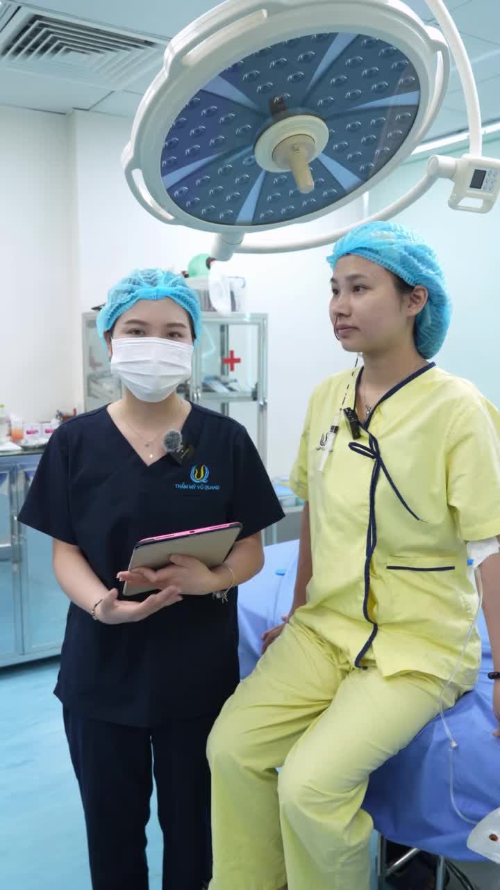 Câu chuyện đi làm mũi thật đẹp của cô nàng bác sĩ tương lai tới từ Phú Yên xa xôi hôm nay đã thật sự mãn nguyện với kết quả mũi siêu ưng do bàn tay của Dr Vũ Quang kiến tạo