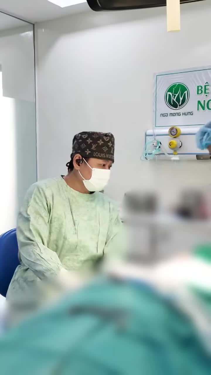 Căng da mặt fullface thì đường tiếp cận có bị lộ không?