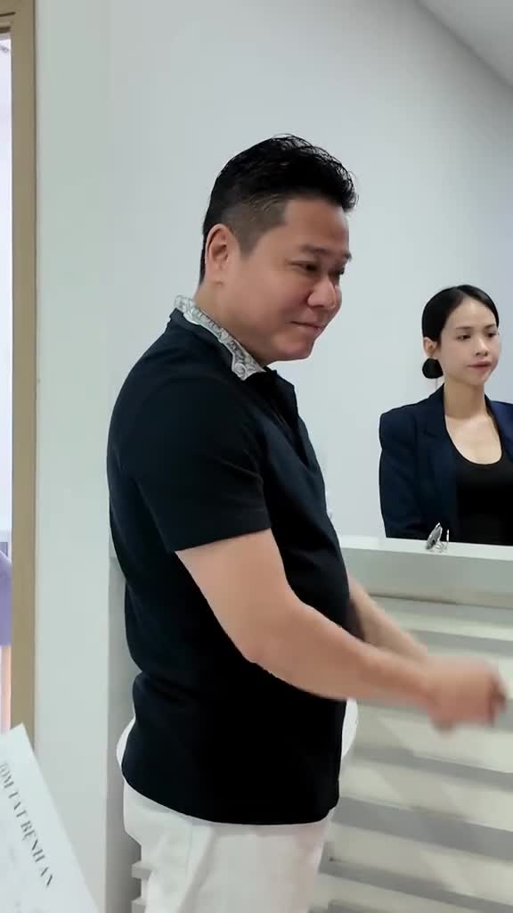 Bác sĩ Hùng phân tích: Độ nhô túi ngực ảnh hưởng đến dáng V1 như thế nào?