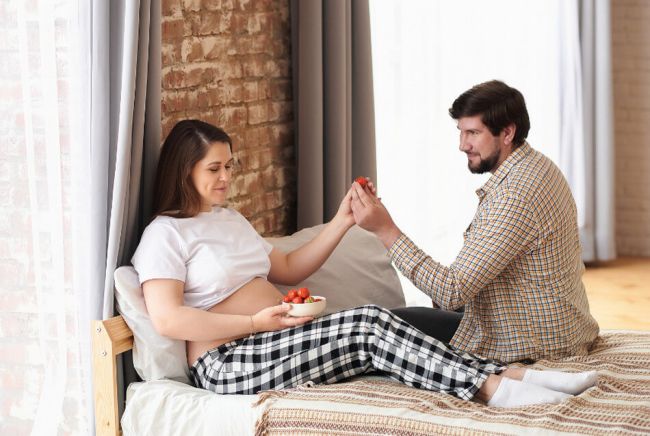 Tiết lộ lý do tại sao đàn ông thích quan hệ với bà bầu