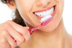 Ung thư phổi ảnh hưởng đến sức khỏe răng miệng như thế nào?