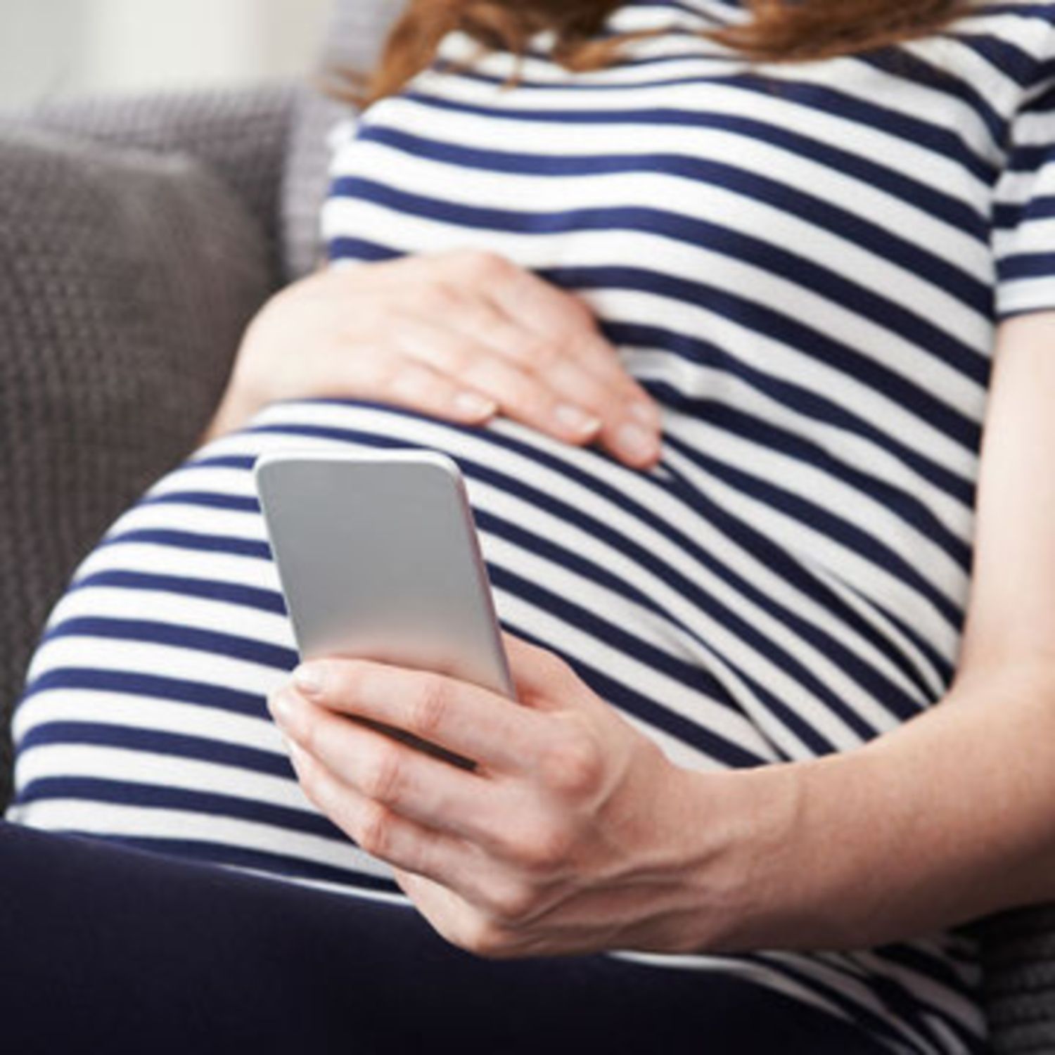 Sử dụng điện thoại di động như thế nào khi mang thai?