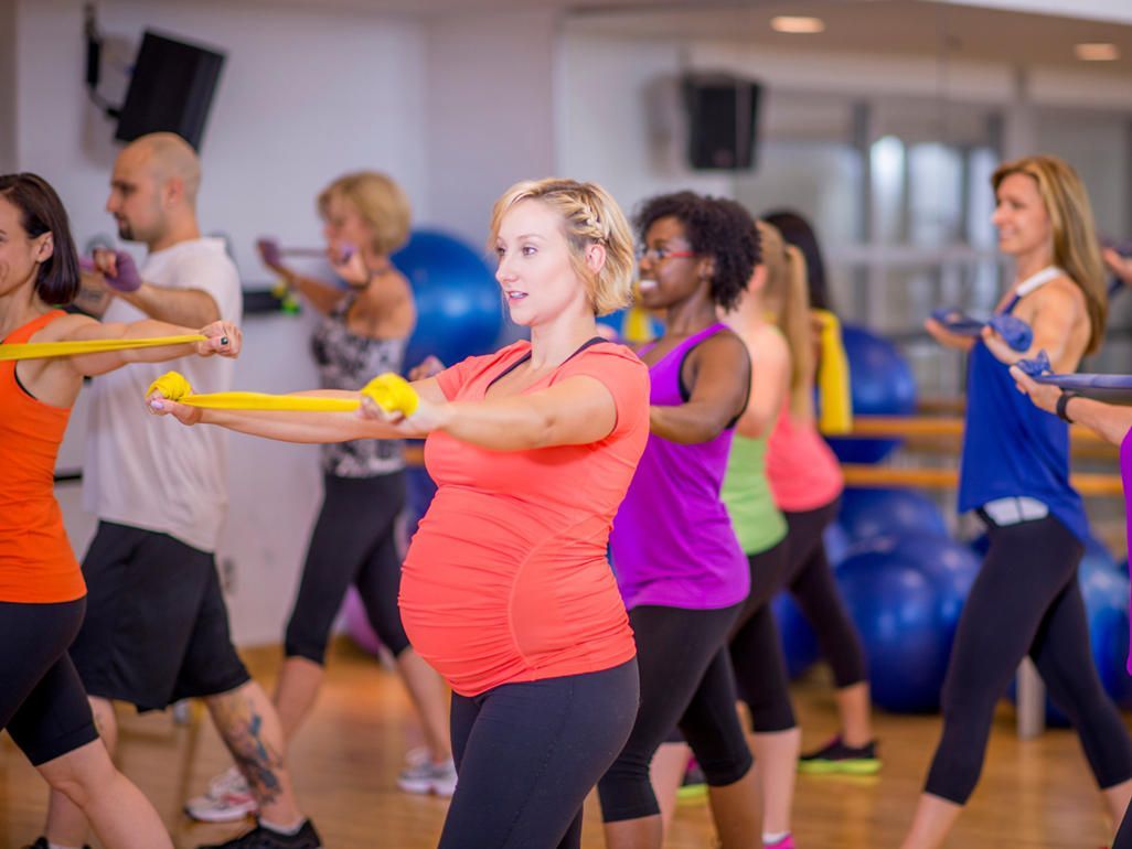 Tham gia lớp khiêu vũ mạnh khi đang mang thai