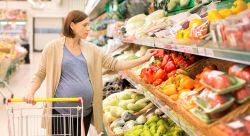 Mang đa thai: Nhu cầu dinh dưỡng và tập luyện