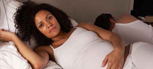 Vấn đề giấc ngủ thai kỳ: Tập thể dục trước khi ngủ khiến bạn tỉnh táo!