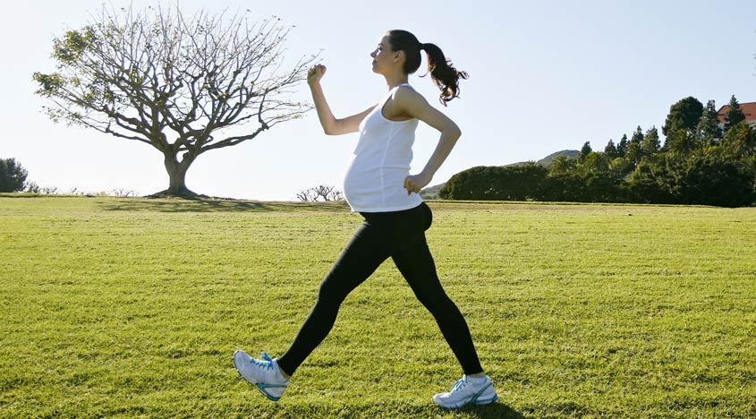 Tập luyện bằng chính sức nặng cơ thể (Weight training) trong thai kỳ có an toàn không?