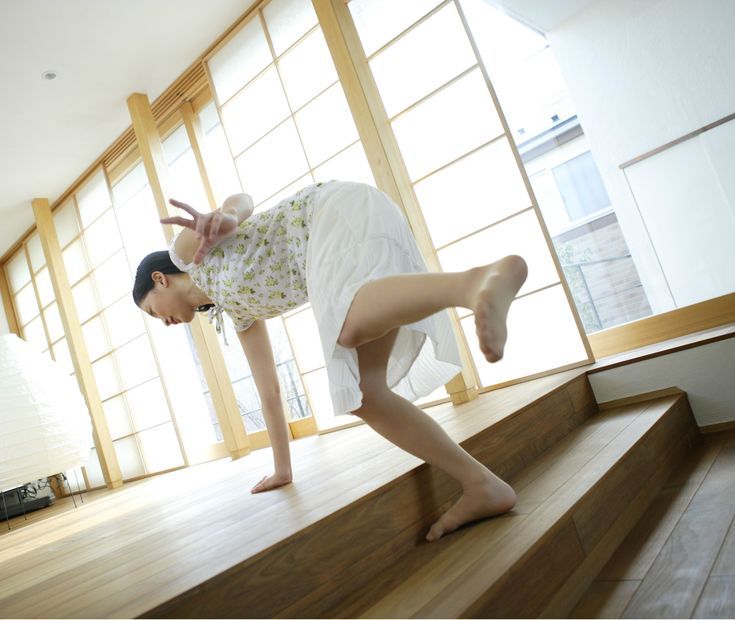 Tại sao trở nên vụng về khi mang thai?