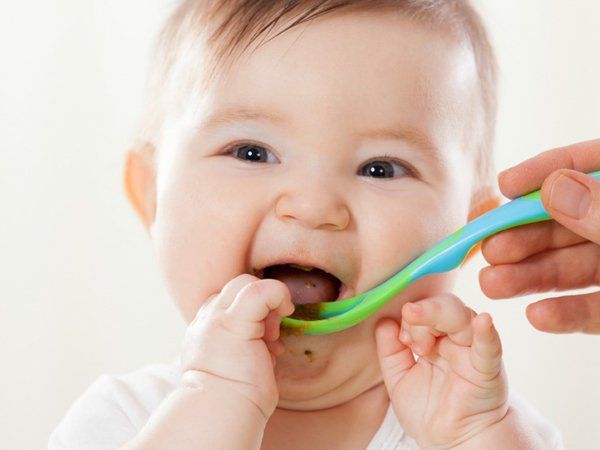 Lưu ý khi cho trẻ 6 tháng ăn dặm