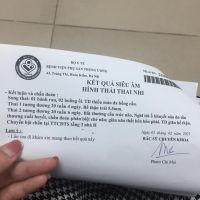 Song thai bị giãn thận và bị vấn đề về não, giờ phải làm sao?