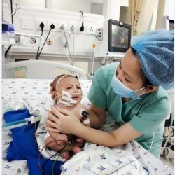 “Thằng bé đã bản lĩnh chiến đấu ngay kể từ ngày con đến thế giới này”