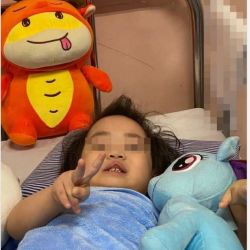 BÉ GÁI RƠI TỪ TẦNG 12 SẮP XUẤT VIỆN