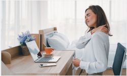 5 BIỆN PHÁP PHÒNG NGỪA ĐAU CỔ VAI GÁY HIỆU QUẢ CHO DÂN VĂN PHÒNG