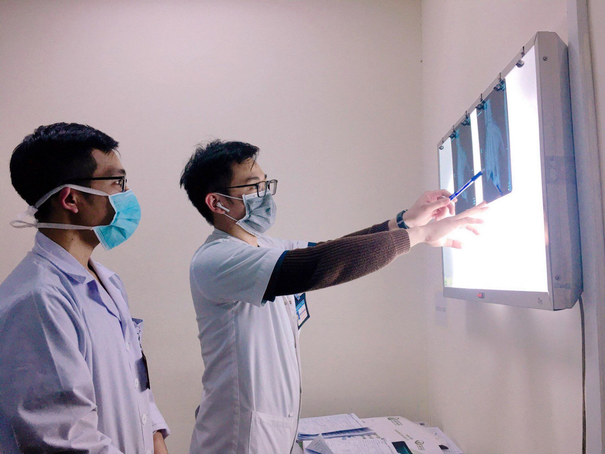 Liên tiếp các trường hợp chấn thương nặng do pháo tự chế phát nổ - Bệnh viện Việt Đức