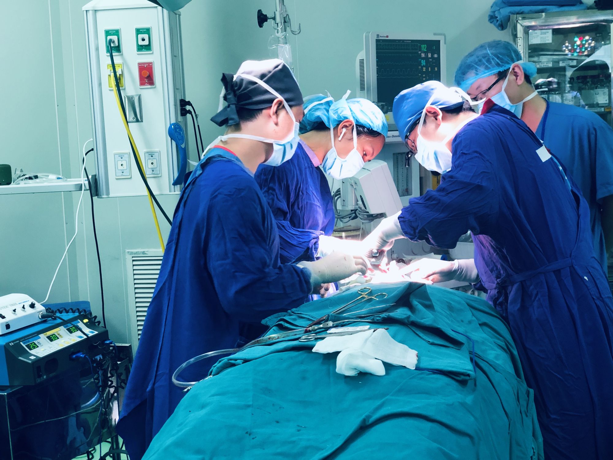 Trả lại khuôn mặt điển trai cho thanh niên khổ sở vì mặt “lưỡi cày” - Bệnh viện Việt Đức