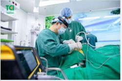 DẤU HIỆU GÂY ÁP XE AMIDAN BẠN NÊN BIẾT
