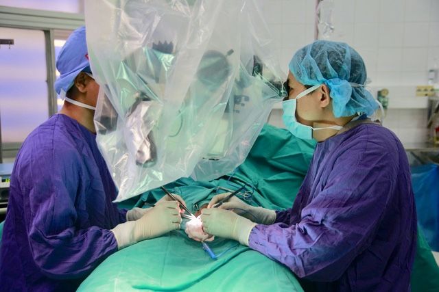 Mâu thuẫn gia đình, người đàn ông 24 tuổi ở Phú Thọ bị vợ cắt phăng “của quý” - Bệnh viện Việt Đức