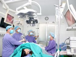 Tán sỏi thận qua da: Phương pháp điều trị sỏi thận hiệu quả và ít xâm lấn - Bệnh viện Việt Đức