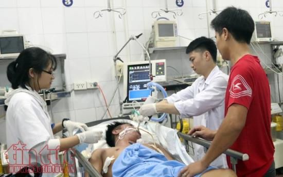 Trong 2 ngày Tết tiếp nhận 199 trường hợp tai nạn giao thông - Bệnh viện Việt Đức