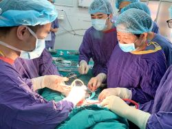 “Cứu” bệnh “khó nói” rối loạn cương dương của quý ông nhờ phẫu thuật - Bệnh viện Việt Đức