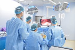 Phẫu thuật nội soi hoàn toàn cắt dạ dày, vét hạch D2: Bước phát triển mới trong điều trị ung thư dạ dày - Bệnh viện 108