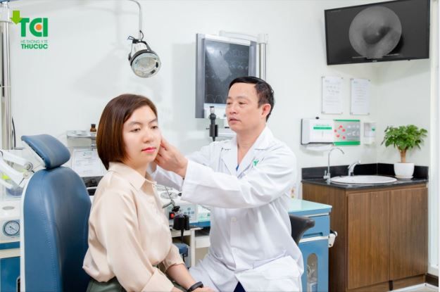 VÌ SAO CẦN NỘI SOI TAI MŨI HỌNG ?