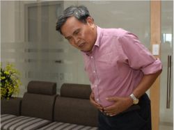 VÌ SAO NGƯỜI CAO TUỔI CÓ NGUY CƠ CAO MẮC CÁC BỆNH LÝ TIÊU HÓA?