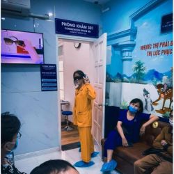 CẦN CHI MẮT KÍNH VÌ ĐÔI MẮT ĐÃ TINH ANH