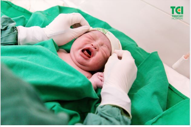 MẸ BIẾT GÌ VỀ BỆNH SUY GIÁP BẨM SINH Ở TRẺ EM