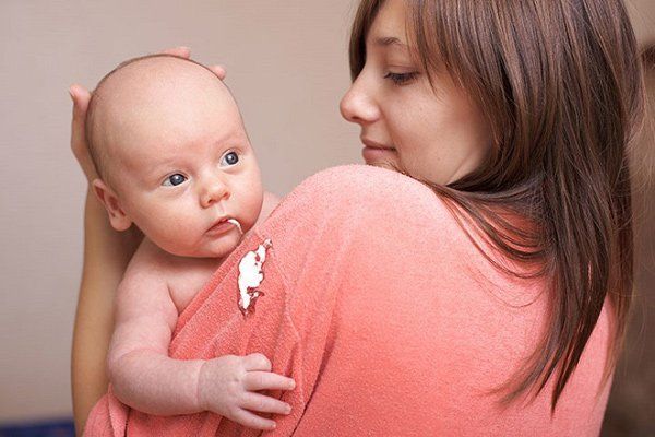 Đặt ống thông dạ dày cho trẻ sơ sinh: Những điều cần biết