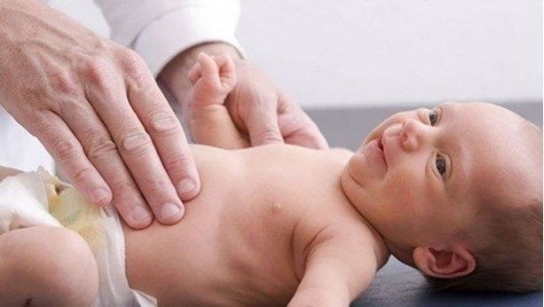 Hướng dẫn bổ sung vitamin D và canxi cho trẻ sơ sinh