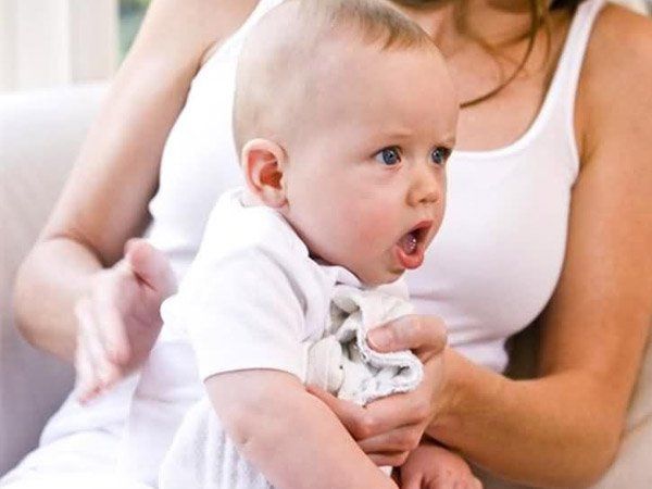 Trẻ bị khò khè: Nhận diện dấu hiệu bất thường