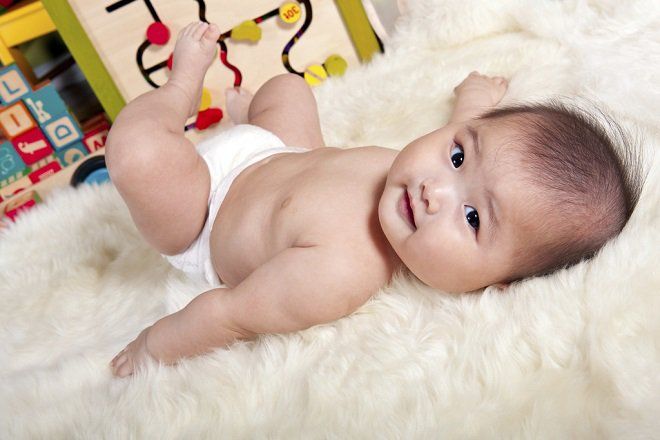 Sự phát triển của trẻ ở tháng thứ 12 sau sinh