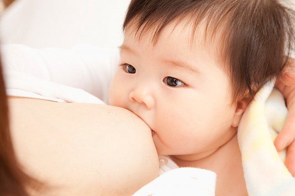 Làm cách nào để cai sữa “không nước mắt”