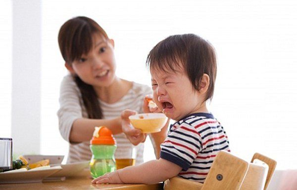 Có nên dùng men vi sinh cho trẻ biếng ăn?
